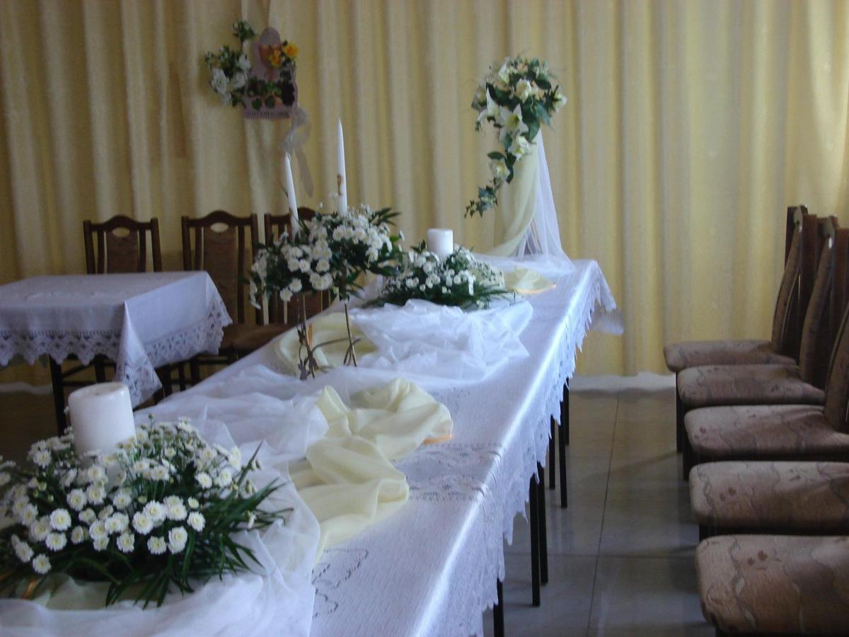 Noclegi-Zajazd"Mieszko" Tarnobrzeg Exterior photo